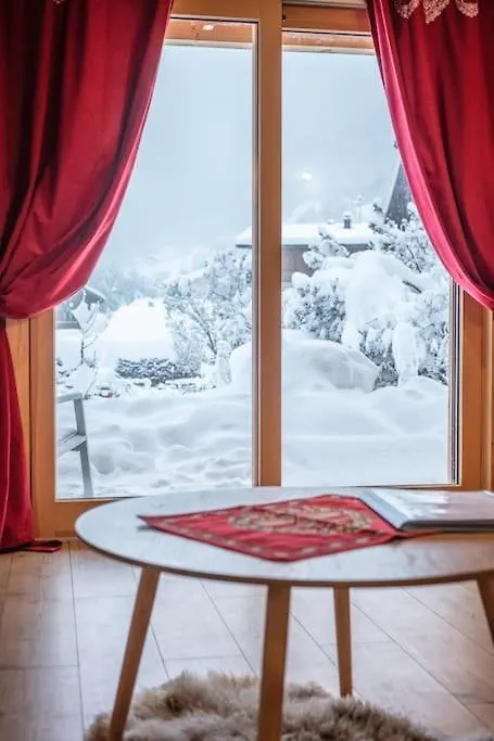 Charmant Appartement Dans Chalet, Coeur De Megeve