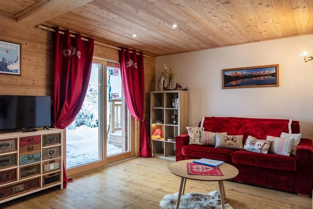Charmant Appartement Dans Chalet, Coeur De Megeve 0*,  France
